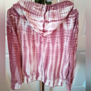 Knox Rose tie-dye pullover hoodie with lace detail in great condition, size L.